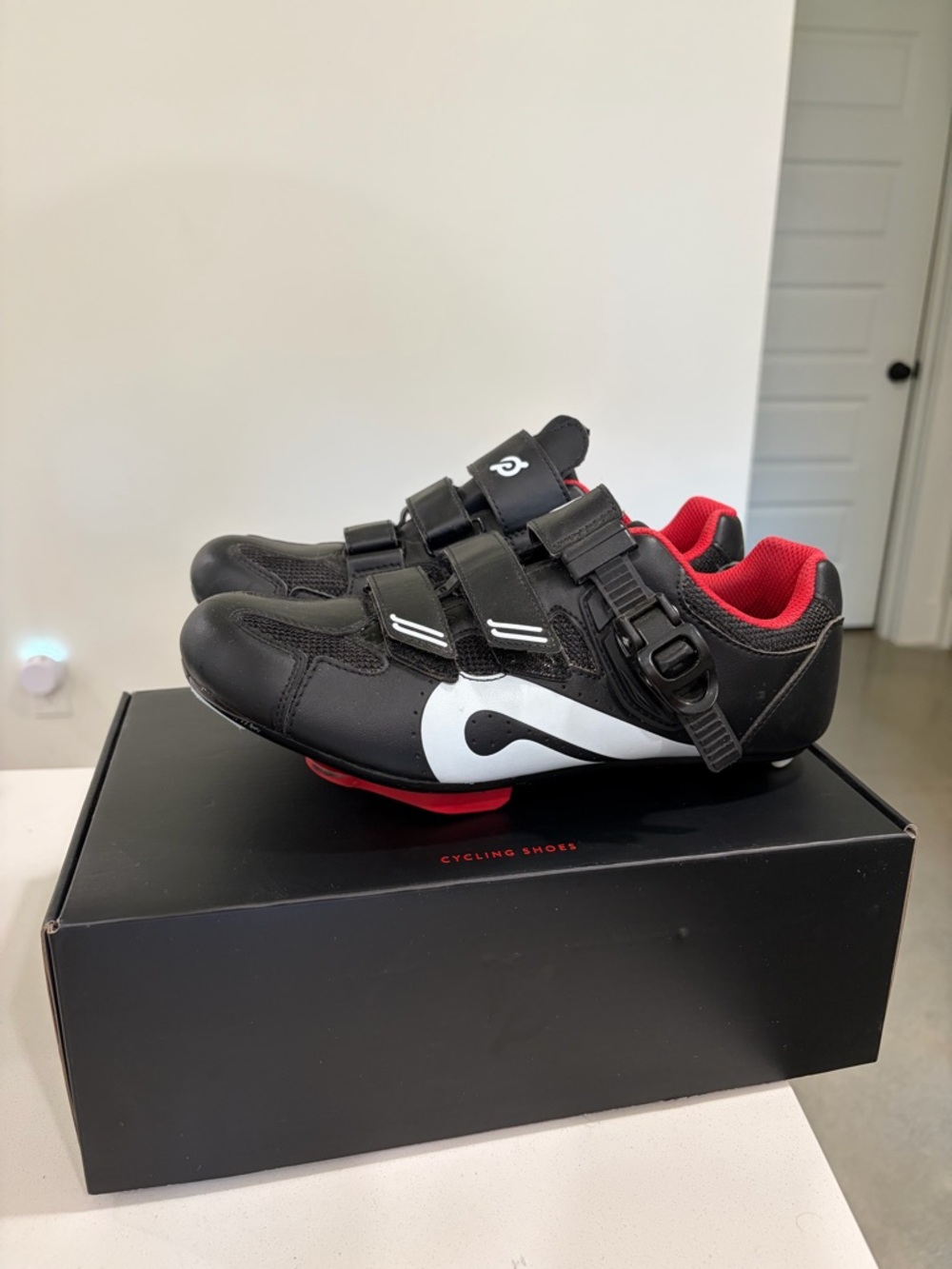 Peloton Cycling Shoes - Black/Red - Women's Size 8 (EU 39) with Cleats